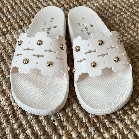 Kate Spade flower slide sandals. - Picture 3 of 4